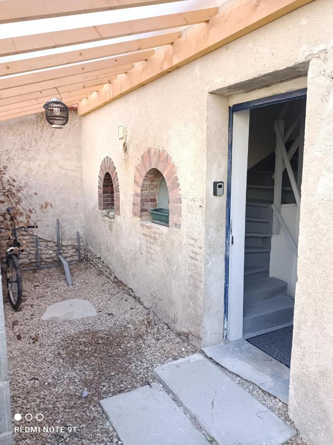Très beau studio Trois Etoiles, WiFi, Parking Privé Jardin Montargis Exterior foto